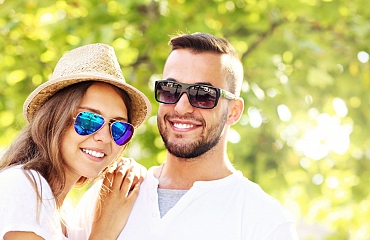 Sonnenbrille kostenlos zur Augenoperation